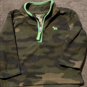 Size 12 Months Carter’s pull over fleece